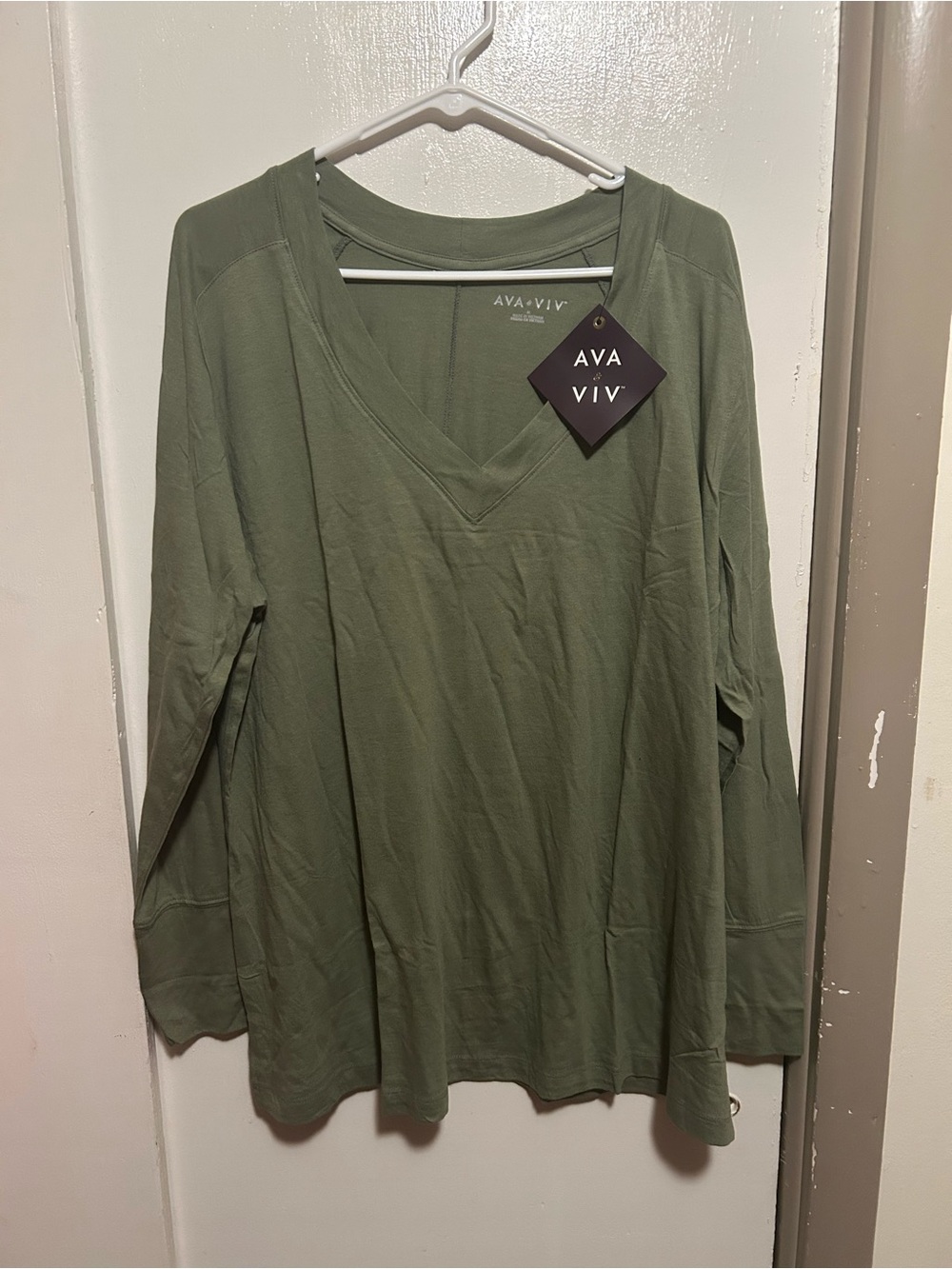 Ava & Viv Olive V-Neck Long Sleeve Tee